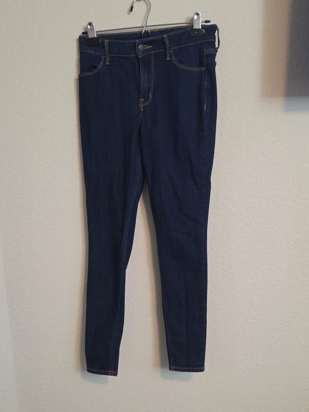 Old Navy Super Skinny High-Waisted Dark Wash Jeans